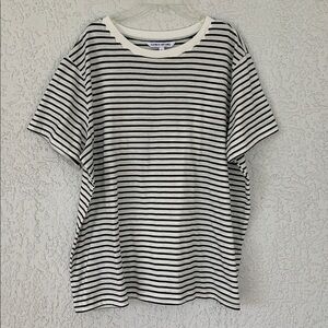 Elizabeth and James Monochrome Striped Top/tshirt